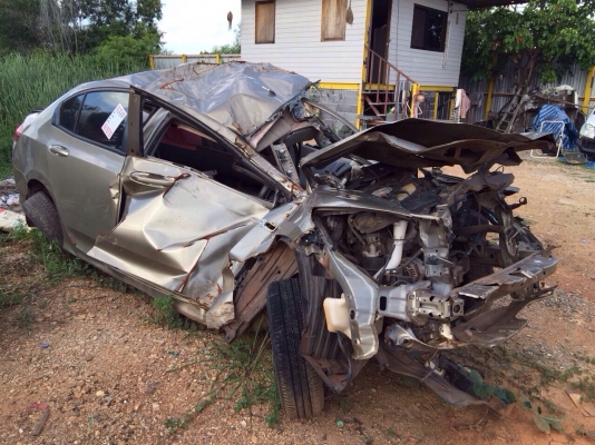 นิวส์ซิดตี้ ปี09 เล่มลอยได้เลยหรือเเยกขายทุกอย่างสนใจอะไหลสอบถามได้มีหลายรุ่นทั้งเก๋งเเละกระบะรับซื้อรถอุบัตเหตุทุกสภาพ