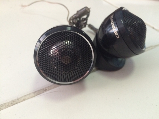 ลำโพงเสียงแหลม Pioneer รุ่นค่อนข้างใหญ่ มือ2 ญี่ปุ่น