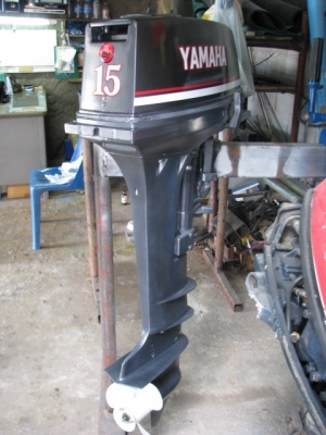 ขายเครื่องเรือ YAMAHA Enduro 15HP ( ท่อนยาว เครื่องแน่น ติดง่าย )