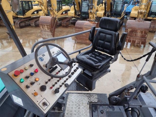 นำเข้าเครื่องจักรกลหนักมือ 2 จากต่างประเทศ Tel.098-858-5524 สามภพ ครับ