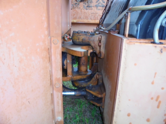 ขาย 3 ล้อเหล็ก SAKAI R2S นำเข้าจากประเทศญี่ปุ่น สนใจติดต่อ อำพล 090-9694506, 080-3031241