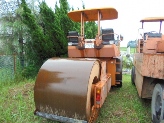 ขาย 3 ล้อเหล็ก SAKAI R2S นำเข้าจากประเทศญี่ปุ่น สนใจติดต่อ อำพล 090-9694506, 080-3031241