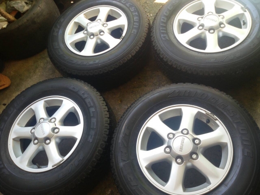 ล้อ isuzu ขอบ 16 พร้อมยาง 245 70 16 ชุดล่ะ 4,800