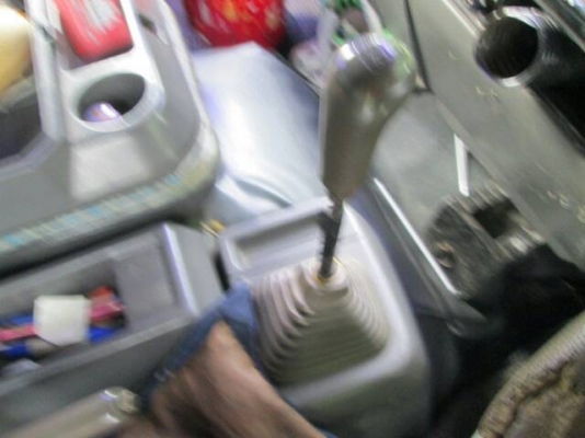 //// ขายครับขาย //// 10 ล้อ Hino 195 แรงม้า ปี 38,39 ตู้แห้ง 10 บาน ยาว 7.20 ม.  ร