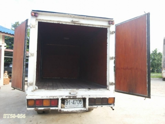 ขายด่วน รถบรรทุก 6 ล้อ ISUZU NKR 110 แรง  ตู้แห้ง  พร้อมใช้งาน ราคาสุดคุ้ม