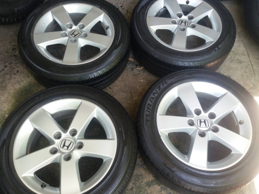 ล้อ honda ขอบ 16  พร้อมยาง bridgestone  ปี 12 205 55 16 ชุดล่ะ 5500