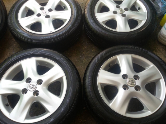 ล้อ toyota ขอบ 15 4รู 100 พร้อมยาง 185 60 15 bridgestone ปี 12 ชุดล่ะ 4500