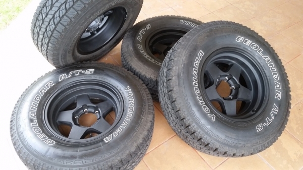 แม็ก Lenso ขอบ 16 กว้าง 8 นิ้ว et-25 พร้อมยาง yokohama แม็ก Lenso ขอบ 16 กว้าง 8 นิ้ว et-25 พร้อมยาง yokohama