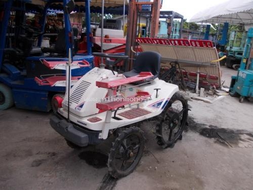 รถปลูกข้าวดำนาแบบนั่งขับ    YANMAR   Pe-4 รหัสสินค้า : 80802590   Line ID: nihonmono หรือเพิ่มเติมไดที่ www.nihonmono.com