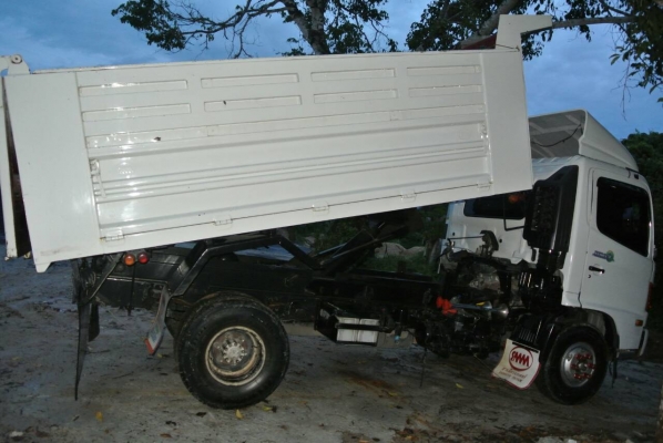 Hino Fc 175 hp ขายเป็นที่เรียบร้อยจ้า ขอบคุณน้องหมูเชียงกง และน้องยา ผู้ซื้อ ขอบคุณพี่เอกผู้ขายคะ Hino Fc 175 hp ขายเป็นที่เรียบร้อยจ้า ขอบคุณน้องหมูเชียงกง และน้องยา ผู้ซื้อ ขอบคุณพี่เอกผู้ขายคะ