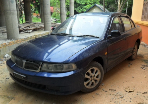 MITSUBISHI LANCER ท้ายเบนซ์ ปี01 ขาย 45000.-