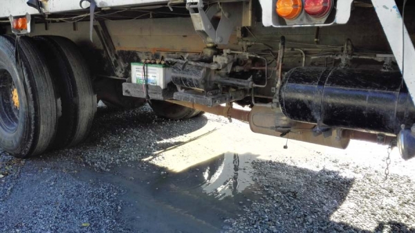 สิบล้อมือสองเพลาเดียว,Isuzu Rocky 195 เดิมๆ ห้างแท้,ปี 42 ,คัสซีสวย,ยางเต็ม,ทีฟฟี้,พาวเวอร์