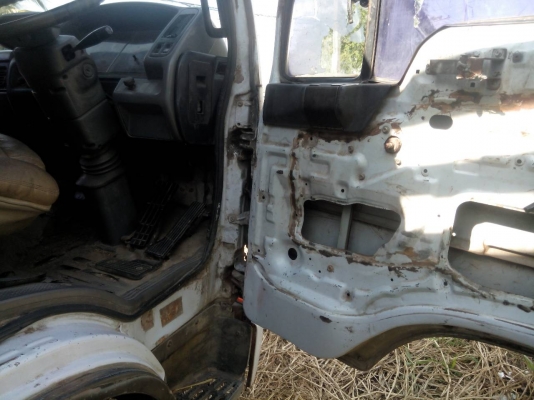 ขายด่วนรถ6ล้อFC4jเครือง145แรงม้าปี42รถหัวบางเดิมครั้ชซีสวย