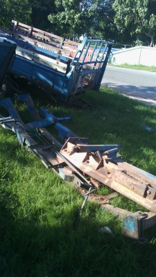 ชุดใบมีดดันหน้าฟอร์ดไม่มีคอนโทลอย่างเดียวสภาพสวย17000