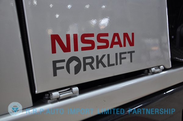 ขายรถโฟล์คลิฟท์มือสอง NISSAN รุ่น H01 ราคา165,000 บาทนำเข้าจากประเทศญี่ปุ่น 100\% ไม่เคยใช้งานในประเทศไทย