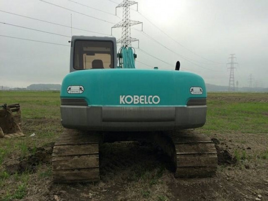 ขายรถแบคโฮเก่านอกจากญี่ปุ่น kobelco sk 120-3 แทรก70 cm สนใจโทรสอบถาม 092-3309229 อี๊ด