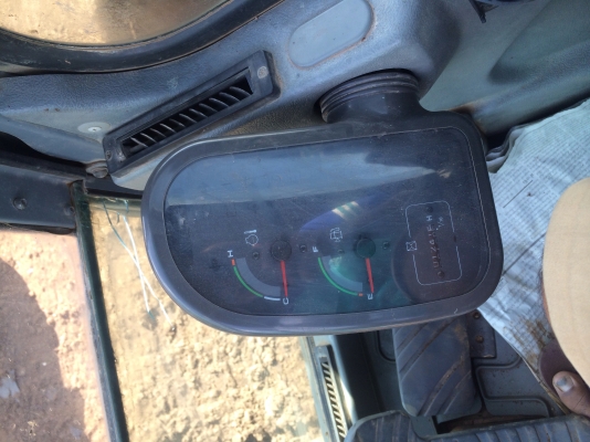 ขายด่วน VOLVO 210BLC ไฟฟ้าครบ ขายด่วน VOLVO 210BLC ไฟฟ้าครบ