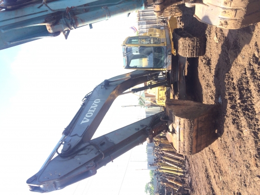 ขายด่วน VOLVO 210BLC ไฟฟ้าครบ