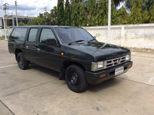 ขายรถนิสสัน บิ๊กเอ็มแวน ปี90 เครื่องดีเซล TD25 เกียร์ธรรมดา เพาเวอร์ ภายในสวยเดิมๆสะอาด แอร์เย็น ตัวถังสวยสีเงาสวย ลอนกระบะหลังสวย คัสซีสวยไม่มีผุ ห้องเครื่องเดิม เครื่องแน่น ช่วล่างดี ยางดี รถขับดีครับ ใช้งานได้เลยครับ ขายถูก