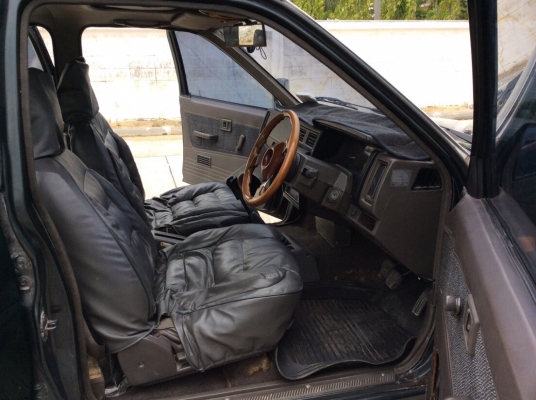 ขายรถนิสสัน บิ๊กเอ็มแวน ปี90 เครื่องดีเซล TD25 เกียร์ธรรมดา เพาเวอร์ ภายในสวยเดิมๆสะอาด แอร์เย็น ตัวถังสวยสีเงาสวย ลอนกระบะหลังสวย คัสซีสวยไม่มีผุ ห้องเครื่องเดิม เครื่องแน่น ช่วล่างดี ยางดี รถขับดีครับ ใช้งานได้เลยครับ ขายถูก ขายรถนิสสัน บิ๊กเอ็มแวน ปี90 เครื่องดีเซล TD25 เกียร์ธรรมดา เพาเวอร์ ภายในสวยเดิมๆสะอาด แอร์เย็น ตัวถังสวยสีเงาสวย ลอนกระบะหลังสวย คัสซีสวยไม่มีผุ ห้องเครื่องเดิม เครื่องแน่น ช่วล่างดี ยางดี รถขับดีครับ ใช้งานได้เลยครับ ขายถูก