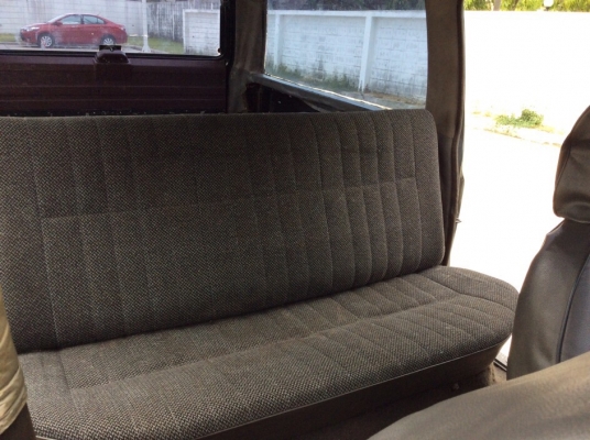 ขายรถนิสสัน บิ๊กเอ็มแวน ปี90 เครื่องดีเซล TD25 เกียร์ธรรมดา เพาเวอร์ ภายในสวยเดิมๆสะอาด แอร์เย็น ตัวถังสวยสีเงาสวย ลอนกระบะหลังสวย คัสซีสวยไม่มีผุ ห้องเครื่องเดิม เครื่องแน่น ช่วล่างดี ยางดี รถขับดีครับ ใช้งานได้เลยครับ ขายถูก ขายรถนิสสัน บิ๊กเอ็มแวน ปี90 เครื่องดีเซล TD25 เกียร์ธรรมดา เพาเวอร์ ภายในสวยเดิมๆสะอาด แอร์เย็น ตัวถังสวยสีเงาสวย ลอนกระบะหลังสวย คัสซีสวยไม่มีผุ ห้องเครื่องเดิม เครื่องแน่น ช่วล่างดี ยางดี รถขับดีครับ ใช้งานได้เลยครับ ขายถูก