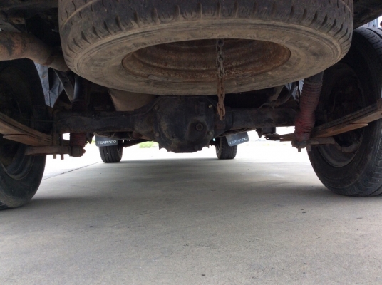 ขายรถนิสสัน บิ๊กเอ็มแวน ปี90 เครื่องดีเซล TD25 เกียร์ธรรมดา เพาเวอร์ ภายในสวยเดิมๆสะอาด แอร์เย็น ตัวถังสวยสีเงาสวย ลอนกระบะหลังสวย คัสซีสวยไม่มีผุ ห้องเครื่องเดิม เครื่องแน่น ช่วล่างดี ยางดี รถขับดีครับ ใช้งานได้เลยครับ ขายถูก ขายรถนิสสัน บิ๊กเอ็มแวน ปี90 เครื่องดีเซล TD25 เกียร์ธรรมดา เพาเวอร์ ภายในสวยเดิมๆสะอาด แอร์เย็น ตัวถังสวยสีเงาสวย ลอนกระบะหลังสวย คัสซีสวยไม่มีผุ ห้องเครื่องเดิม เครื่องแน่น ช่วล่างดี ยางดี รถขับดีครับ ใช้งานได้เลยครับ ขายถูก