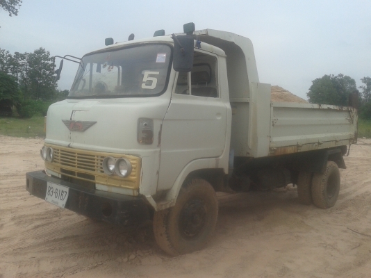 ขายหกล้อดั้มฮีโน่ KM310  ลูกค้ามัดจำแล้วไม่มีเงินมันยังบอกเราไปต่อภาษีเฉยเลยแล้วมาบอกไม่เอาโคตรเซง ยกเลิกมัดจำำคับ ขายด่วนคับ