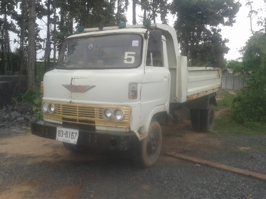 ขายหกล้อดั้มฮีโน่ KM310  ลูกค้ามัดจำแล้วไม่มีเงินมันยังบอกเราไปต่อภาษีเฉยเลยแล้วมาบอกไม่เอาโคตรเซง ยกเลิกมัดจำำคับ ขายด่วนคับ