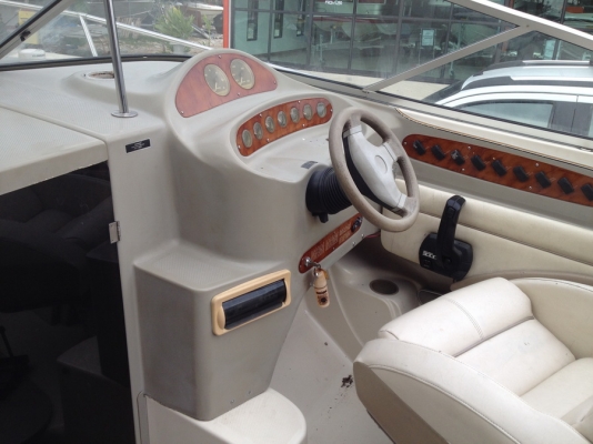 เรือ MAXUM 23 ฟุต เคบิ้น เครื่อง 5.7 V8