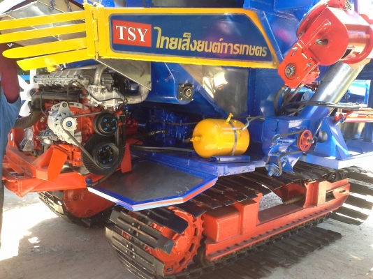 รถเกี่ยว ไทยเส็ง เดี่ยวทรนง  12HT โซ่ D2  48 ข้อ  ราคา  750,000  บาท