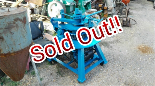====== Sold Out!! ====== ดัดท่อไอเสีย 1-3 นิ้ว มอเตอร์ 5 HP. ไฟ 380 V. อุปกรณ์ ลูกดัด 11 ลูก สวยสด!! โทร 089-2499-123 นครปฐม