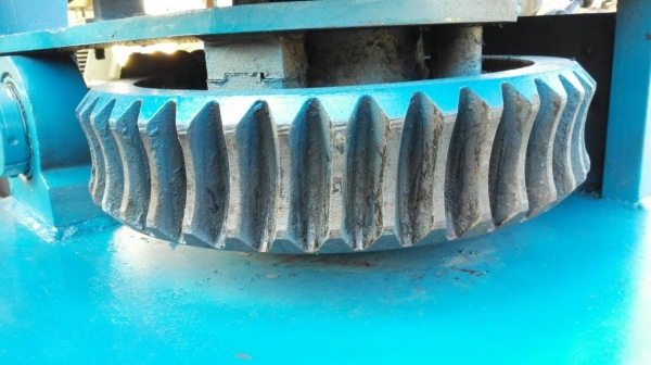 ====== Sold Out!! ====== ดัดท่อไอเสีย 1-3 นิ้ว มอเตอร์ 5 HP. ไฟ 380 V. อุปกรณ์ ลูกดัด 11 ลูก สวยสด!! โทร 089-2499-123 นครปฐม