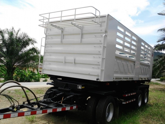 รถอีซูซุ 10 ล้อดั้ม FXZ 360 แรงม้า. ปี 58  ( รถวิ่ง 8,xx กว่า กม. )  , ( ขายแม่ , ลูก. )      สนใจติดต่อ  081 - 6079515