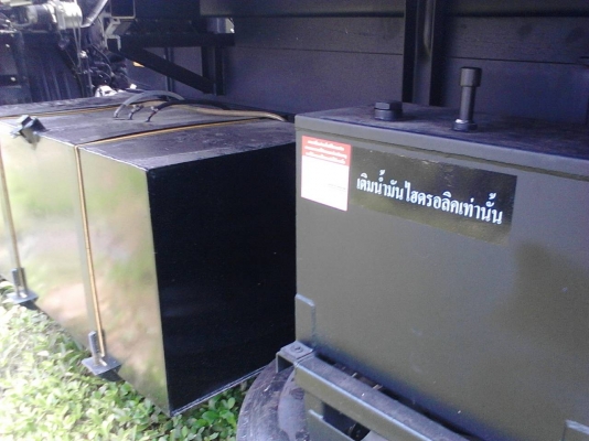 รถอีซูซุ 10 ล้อดั้ม FXZ 360 แรงม้า. ปี 58  ( รถวิ่ง 8,xx กว่า กม. )  , ( ขายแม่ , ลูก. )      สนใจติดต่อ  081 - 6079515