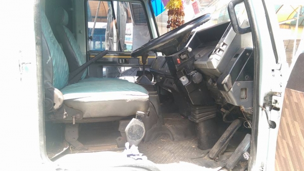 ร๊อกกี้ 175 แรง ยาว 6.10 ยาง 8.25 คัสซีสวย พาเวอร์จิฟฟี่ ยาวสวย 6เส้นพร้อมใช้งานครับ