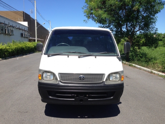 **** ขายรถตู้ ปี2000 สีเดิมๆเบาๆเครื่องดี ****