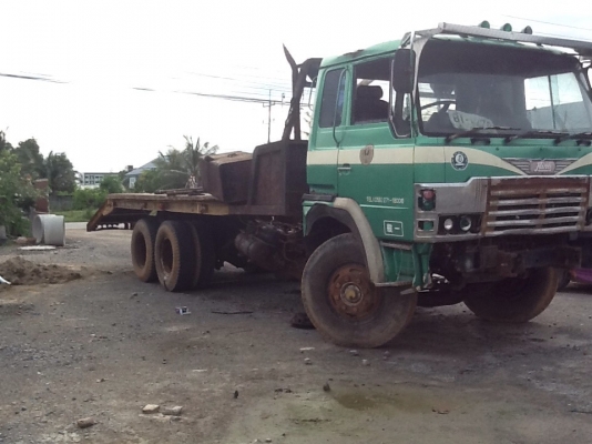 ขายรถบรรทุก 10 ล้อเทรลเลอร์ NISSAN UD 220 แรงม้า 2 เพลาสโลว์ดึง ราคา 470000