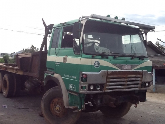 ขายรถบรรทุก 10 ล้อเทรลเลอร์ NISSAN UD 220 แรงม้า 2 เพลาสโลว์ดึง ราคา 470000