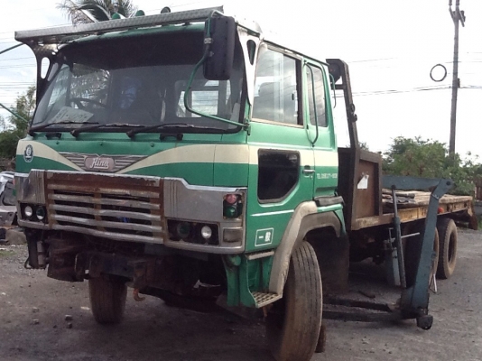 ขายรถบรรทุก 10 ล้อเทรลเลอร์ NISSAN UD 220 แรงม้า 2 เพลาสโลว์ดึง ราคา 470000