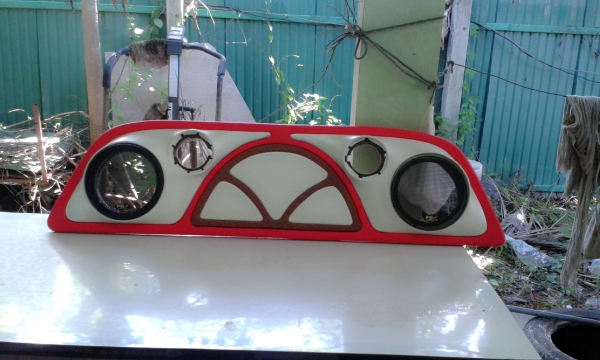 ขายถูก..ซาวด์แผงประตูหลังรถตู้