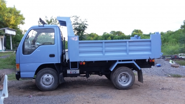 ขายหกล้อดั้มพ์ 3คิว NKR55EX5-4JB1-88HP ปี41 สภาพสวยพร้อมใช้ ขายหกล้อดั้มพ์ 3คิว NKR55EX5-4JB1-88HP ปี41 สภาพสวยพร้อมใช้