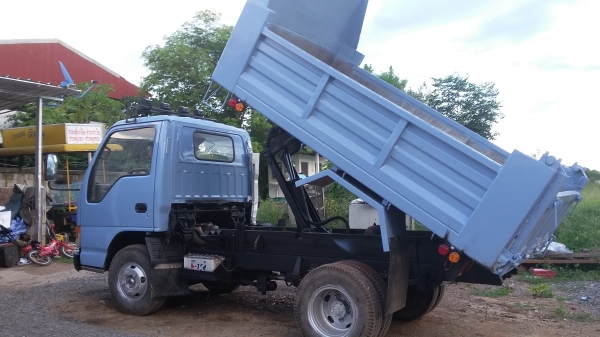 ขายหกล้อดั้มพ์ 3คิว NKR55EX5-4JB1-88HP ปี41 สภาพสวยพร้อมใช้ ขายหกล้อดั้มพ์ 3คิว NKR55EX5-4JB1-88HP ปี41 สภาพสวยพร้อมใช้