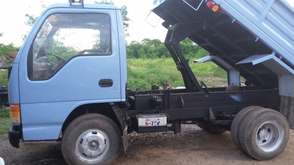 ขายหกล้อดั้มพ์ 3คิว NKR55EX5-4JB1-88HP ปี41 สภาพสวยพร้อมใช้ ขายหกล้อดั้มพ์ 3คิว NKR55EX5-4JB1-88HP ปี41 สภาพสวยพร้อมใช้