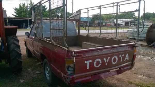 ขาย TOYOTA HERO 2.4D เครื่องดี คัสซีสวยตลอดเส้น ระบบแอร์ครบ ทะเบียนพร้อมโอน ขาย TOYOTA HERO 2.4D เครื่องดี คัสซีสวยตลอดเส้น ระบบแอร์ครบ ทะเบียนพร้อมโอน