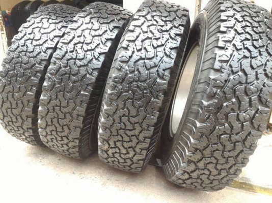 ขายยาง BF ALL 235 x 85 x 16 เฉพาะยางอย่างเดียว ขายยาง BF ALL 235 x 85 x 16 เฉพาะยางอย่างเดียว