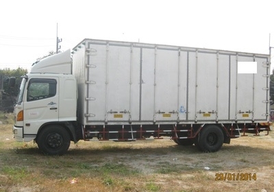 รับซื้อรถ 6 ล้อตู้ ให้ราคายุติธรรม โทร 088-4501277