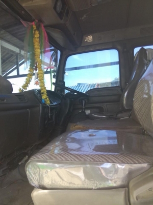 ขายเทเลอร์จัมโบ้หัวเดกก้าช่างล่างใหญ่เครื่อง6BF1 เบรคทิฟฟี่ แอร์เย็น หางแข็งแรงเหล็กบีม คัสซีใหญ่ รถพร้อมใช้ สองเพลา