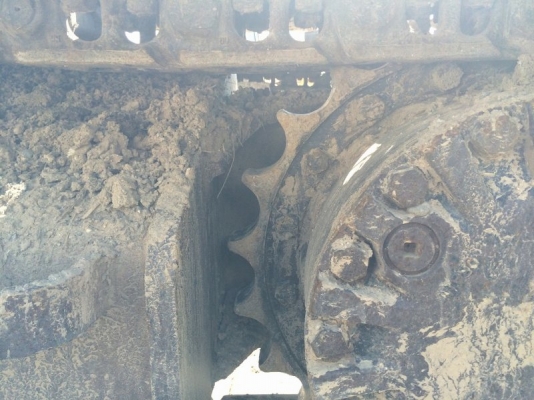 ขาย CAT 320D เก่าญี่ปุ่นสภาพดี แทร็ก800mm. พร้อมใช้งาน ติดต่อ 098-246-3778 , 089-026-8275 น๊อค