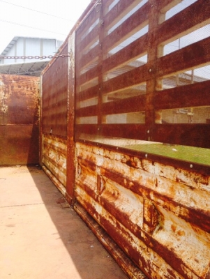 ลูกพ่วงไม่ดั๊มพ์ 2 เพลา ยี่ห้อ PACO ปี 2547