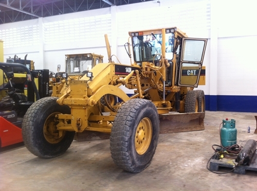 นำเข้าเครื่องจักรกลหนักมือ 2 จากต่างประเทศ Tel.098-858-5524 สามภพ ครับ